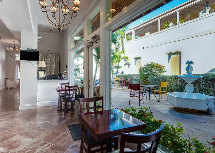 Palm Beach Historic Inn